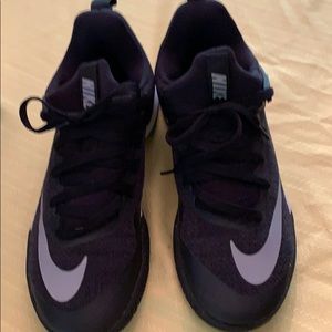 Girls Nike Basketball Shoes